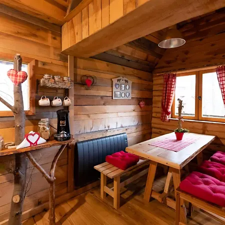 فندق مبيت وإفطار Nids Des Vosges Champdray